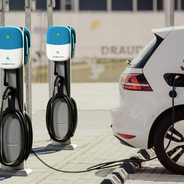 Top 10 EV Charging Company In USA, The Best Guide